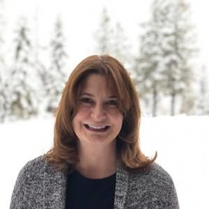 Meet your Posher, Stacy